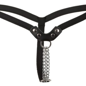 String mit Metallketten im Schritt