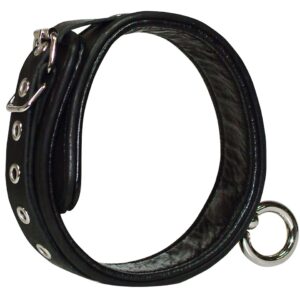 Halsfessel aus Leder mit O-Ring